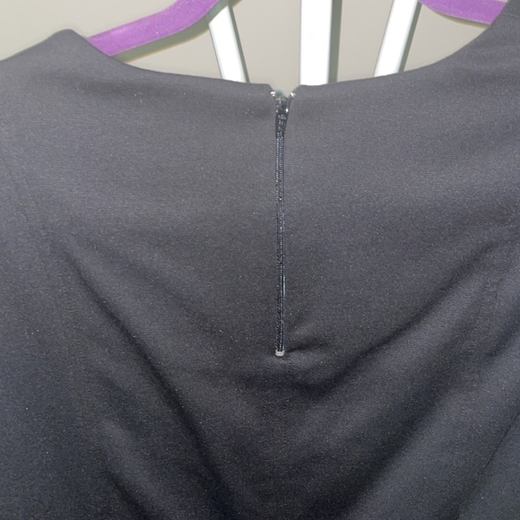 Black dress top - Picture 3 of 4